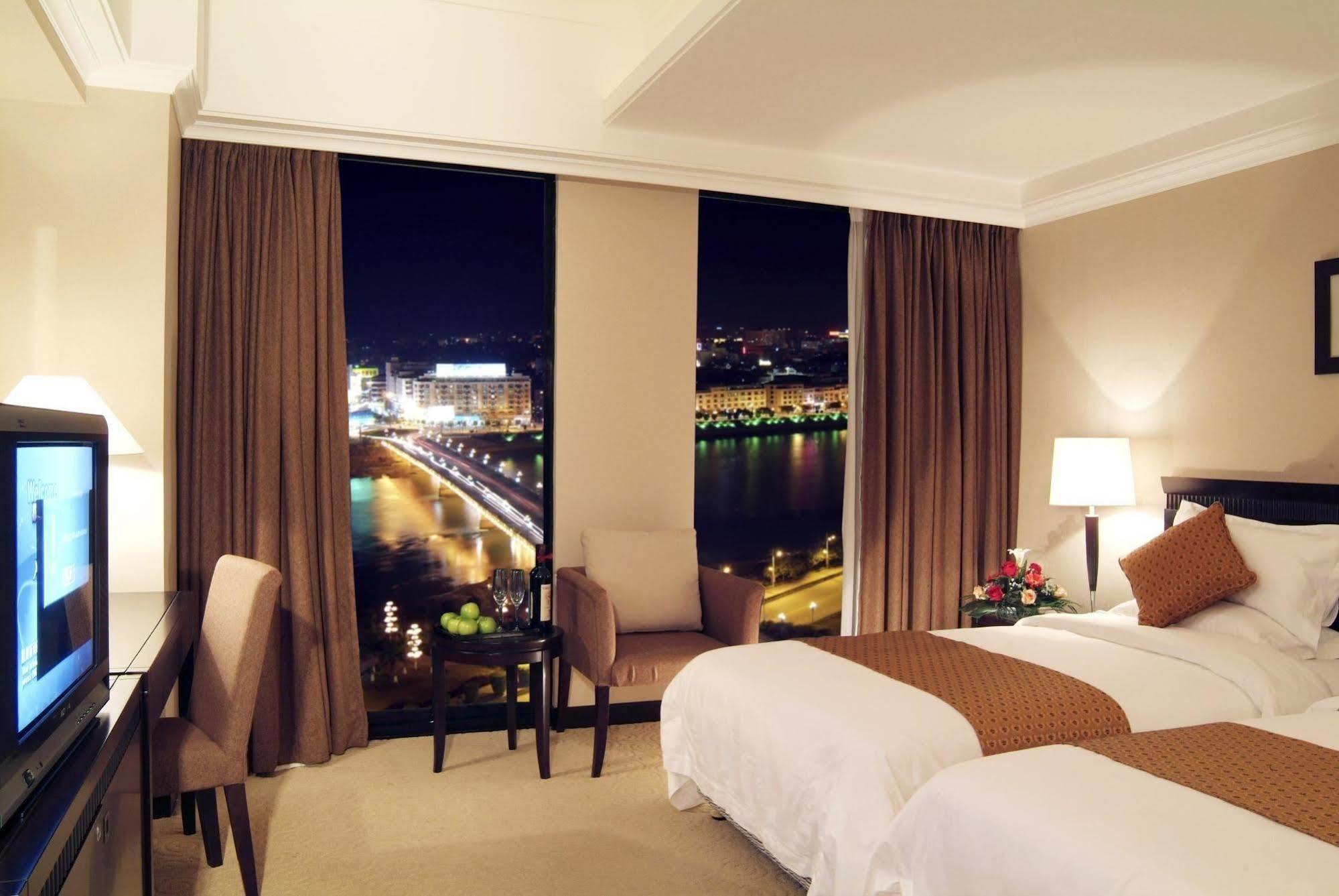 Heyuan Great International Hotel Luaran gambar